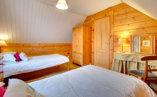 Lime Tree - twin bedroom 1b